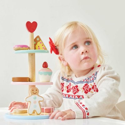 Le Toy Van patrový talíř se zákusky - obrázek