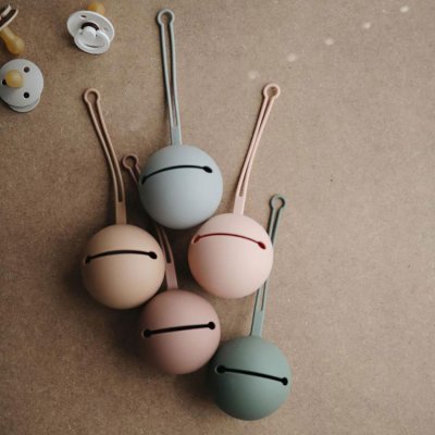 Mushie silikonové pouzdro na dudlík - Cloudy Mauve - obrázek