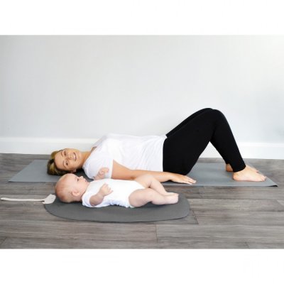 Shnuggle Baby Yoga Hrací podložka - Grey - obrázek
