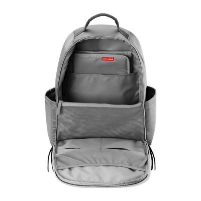 Skip Hop přebalovací taška/batoh Skyler - Shiny Grey - obrázek