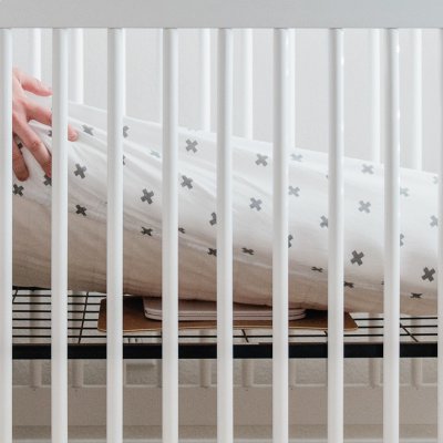 Angelcare stabilizační podložka k monitorům pohybu dechu - 33 x 33 cm - obrázek