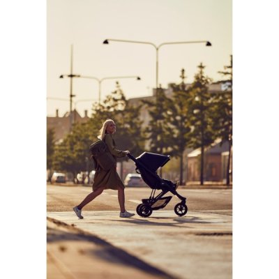 Thule Spring Sluneční stříška - Midnight Black - obrázek