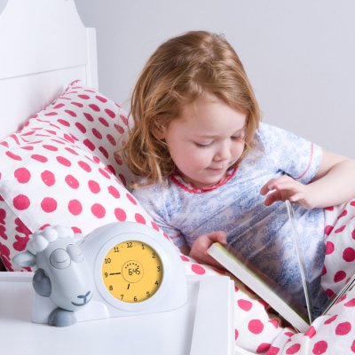 Zazu tréninkový budík s nočním světlem - Ovečka Sam modrá - obrázek