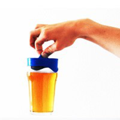 SafeSip ochrana proti rozlití nápojů - Červená - obrázek