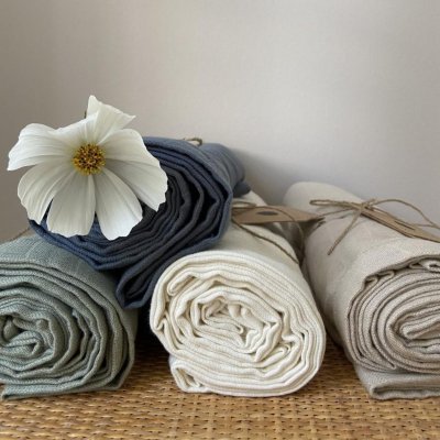 Pine Cone Björk Mušelínová zavinovačka 120 x 120 cm - Nature Dot - obrázek