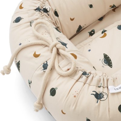 Liewood Gro Babylift Hnízdo - Space Sandy Mix - obrázek