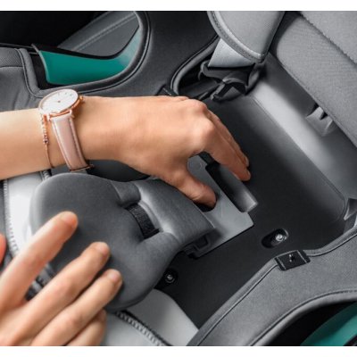 Britax Römer Versafix - Burgundy Red - obrázek