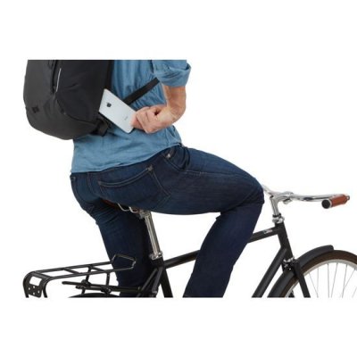 Thule Paramount Commuter Batoh 18 l - Černý - obrázek