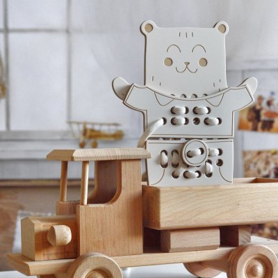 Milin Dřevěná proplétací hračka velká - Mr. Teddy Bear