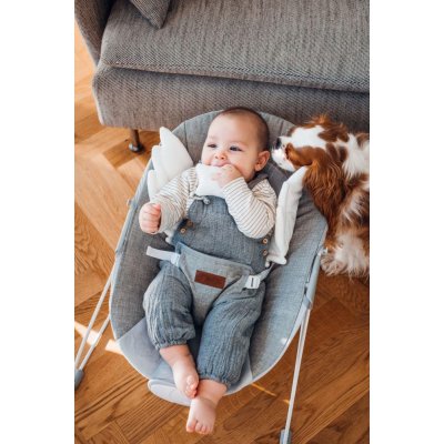 MoMi Tuli Vibrační lehátko - Šedé s křídly - obrázek