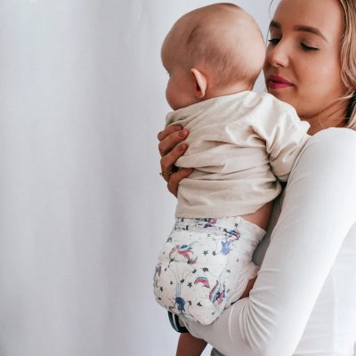 Kolorky Night Jednorázové noční Eko plenky XL - Jednorožec - Q62_Kolorky_Night_Jednorazove_nocni_Eko_pleny_Jednorozec_003.jpg