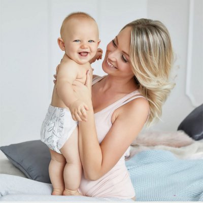 Kolorky DeLuxe Velvet Jednorázové Eko plenky S - Love Live Laugh - Q62_Kolorky_DeLuxe_Velvet_Jednorazove_Eko_plenky_Love_Live_Laugh_002.jpg