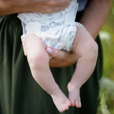 Kolorky DeLuxe Velvet Jednorázové Eko plenky S - Love Live Laugh - Q62_Kolorky_DeLuxe_Velvet_Jednorazove_Eko_plenky_Love_Live_Laugh_003.jpg