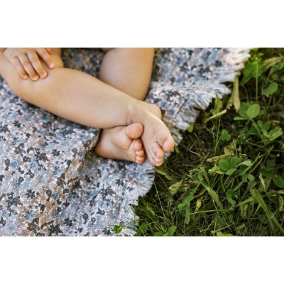 Elodie Details Deka Soft Cotton Blanket - Blue Garden Light - obrázek
