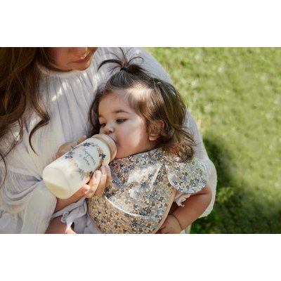 Elodie Details Skleněná kojenecká láhev - Blue Garden Light Placement - obrázek