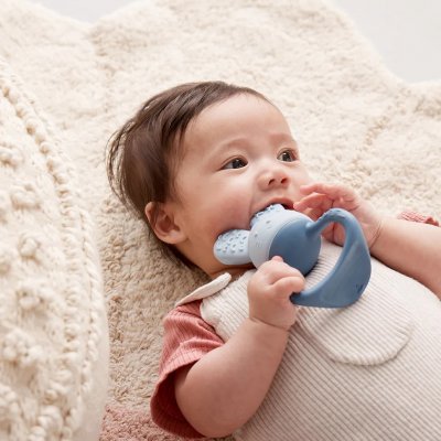 b.box Chladící kousátko Králíček - Modré - obrázek