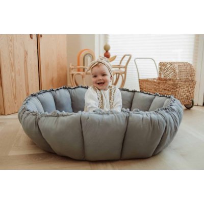 Play & Go Coco Dětské hnízdo Bloom - Dusty Blue - obrázek