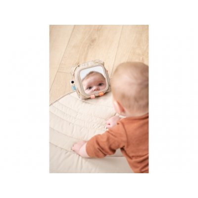 Done by Deer Dětské kontrastní karty s držákem - Deer friends - obrázek