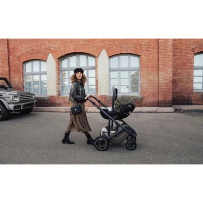 Britax Römer Set kočárek Smile 5Z + hluboká korba + Baby-Safe Pro + Vario Base 5Z - Space Black - obrázek