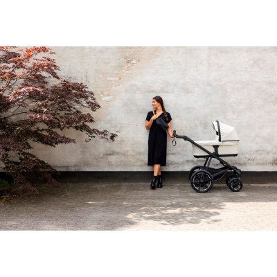 Thule Urban Glide 4-wheel Kompletní kočárek + příslušenství - Soft Beige - obrázek
