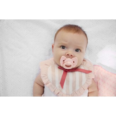 Elodie Details Dudlík - Bow Misty Pink - obrázek