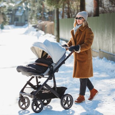 Joie Vinca™+ Ramble XL Kombinovaný kočárek - Signature Ebony - obrázek