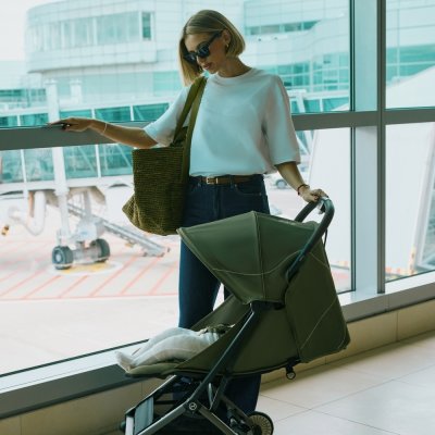 Cybex Orfeo New - Taupe/Moss Green - Q13257_Cybex_Gold_Orfeo_New_Taupe_Moss_Green_009.jpg