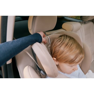 Cybex Pallas G2 Plus - Almond Beige - obrázek