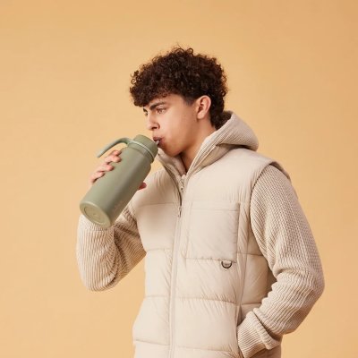 b.box Nerezová termoláhev s brčkem 1000 ml - Olive - obrázek