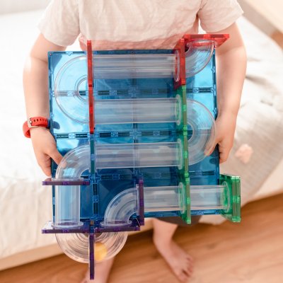 Connetix Magnetická kuličková dráha - Rainbow Ball Run Pack, 92 ks - obrázek