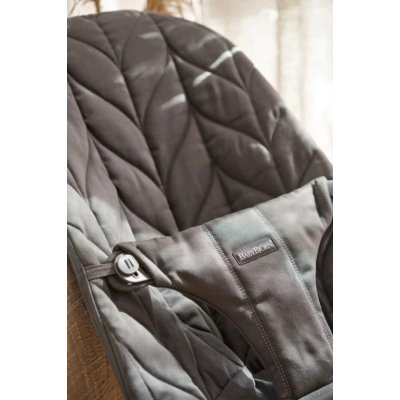 BabyBjörn lehátko Bouncer Bliss Cotton Petal Woven - Anthracite - obrázek