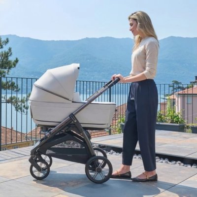 Inglesina Aptica Duo 2v1 2025 Kompletní kočárek - Pashmina Beige - obrázek