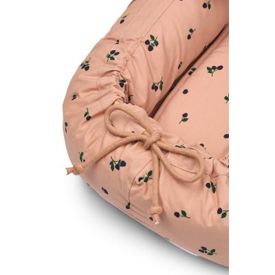 Liewood Gro Babylift Hnízdo - Mini Berry/Pale Tuscany - obrázek