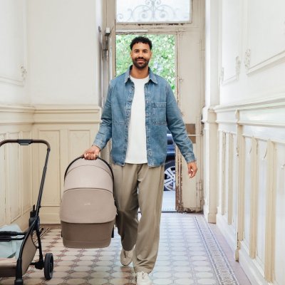 Britax Römer Rio Hluboká korba Style - Teak