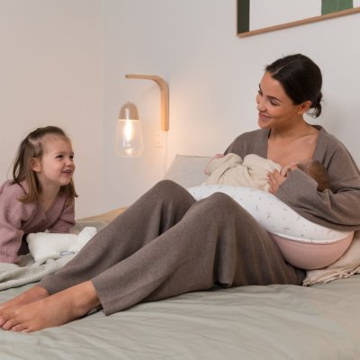 Doomoo Buddy Multifunkční kojící polštář - Flower Pink