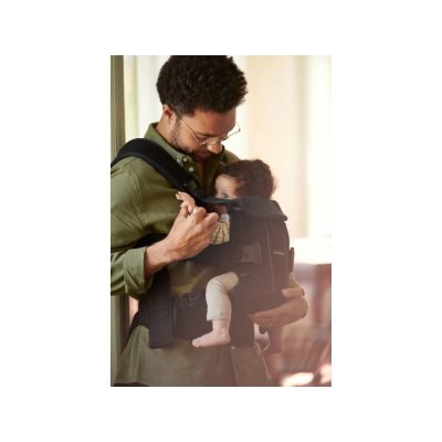 BabyBjörn Nosítko ONE Woven - Black - obrázek