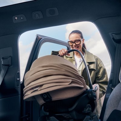 Bugaboo Otter by Nuna Autosedačka - Mineral Washed Black - obrázek