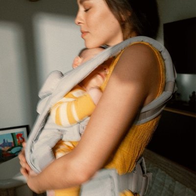 Ergobaby Nosítko Omni Deluxe Cotton - Pearl Grey - obrázek