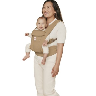 Ergobaby Nosítko Omni Deluxe Cotton - Camel - obrázek