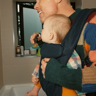 Ergobaby Nosítko Omni Deluxe Mesh - Midnight Blue - obrázek