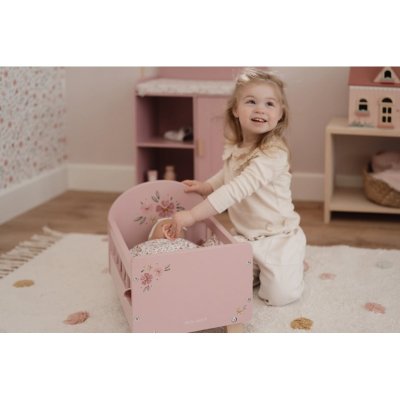 Little Dutch Postýlka pro panenky dřevěná s peřinkou - Pink - obrázek