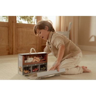 Little Dutch Závodní dráha s doplňky v kufříku - obrázek