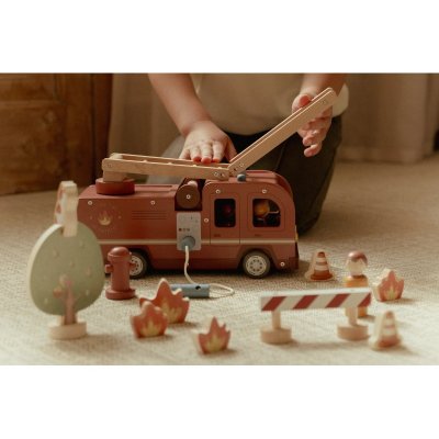 Little Dutch Hasičský náklaďák dřevěný - obrázek