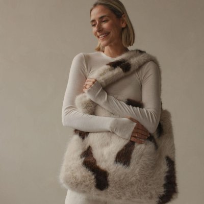 Studio Noos Taška Mom Bag Faux Fur - Holy Cow