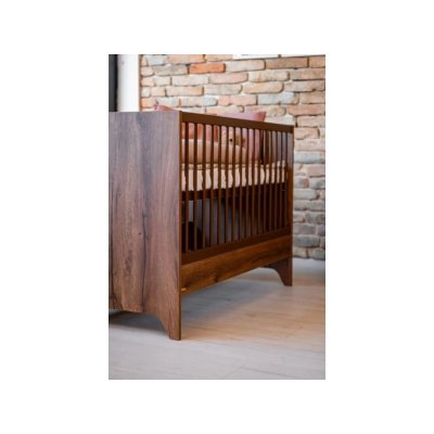 Faktum Dětská postýlka Nest 60 x 120 cm - Walnut - obrázek