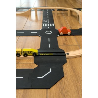 ToddleRoad Silikonové puzzle flexibilní silnice - Železniční přejezd se silnicí, 2 ks - obrázek