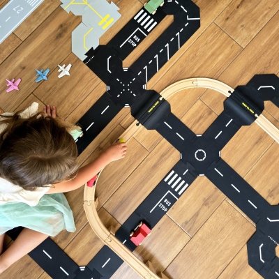 ToddleRoad Silikonové puzzle flexibilní silnice - Železniční přejezd se silnicí, 2 ks