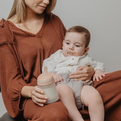 Suavinex Antikoliková lahvička Zero.Zero™ Light 180 ml A + Dudlík Zero.Zero™ -2 - 2 m - obrázek