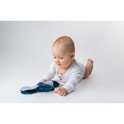 Moms Care Senzorická hračka s kousátkem Pejsek Jami - Tmavě modré - obrázek