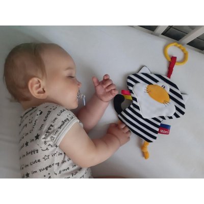 Moms Care Závěsná šustící hračka - Kočka - obrázek